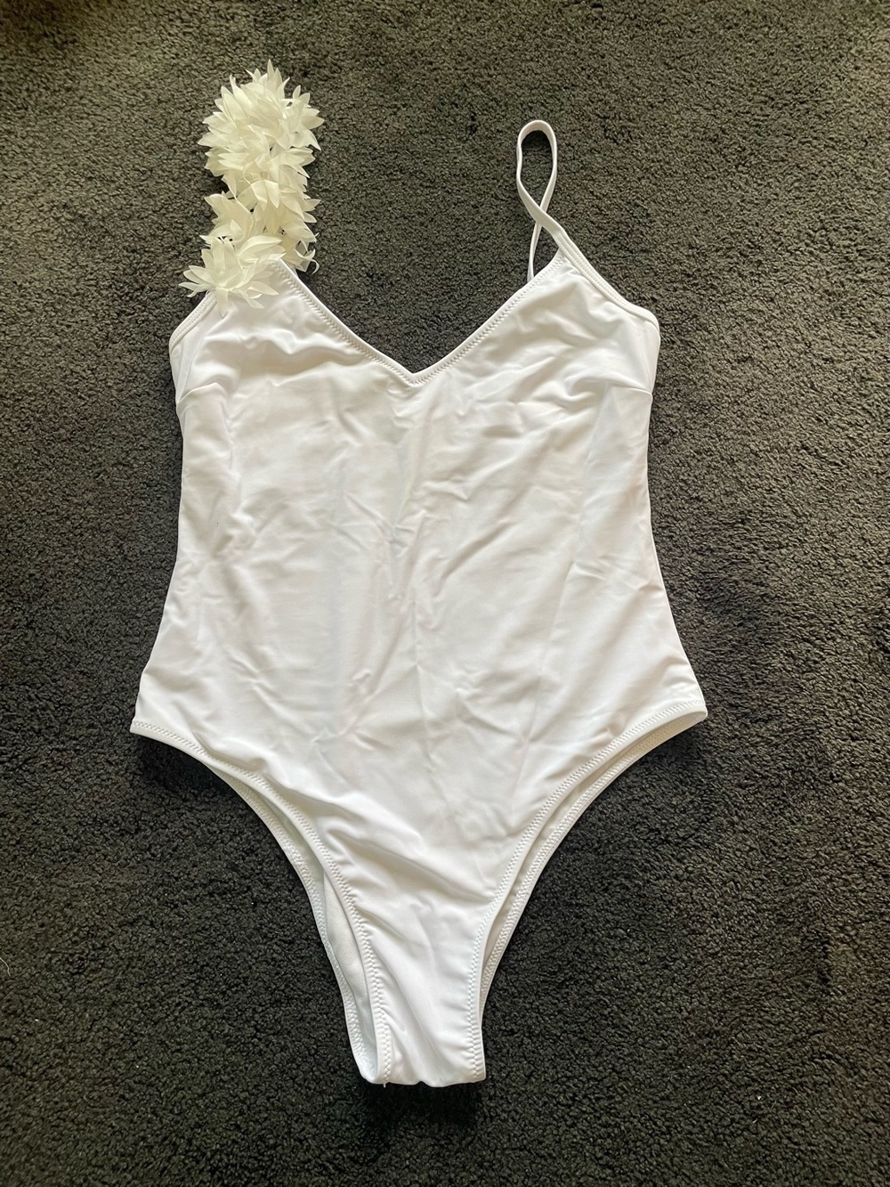 SHEIN Women’s White Floral One-Piece Swimsuit with Decorative Shoulder Sz M